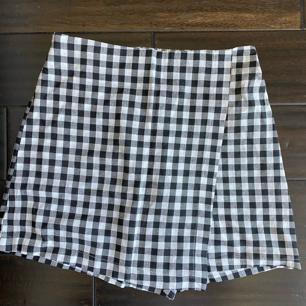 Gingham skort